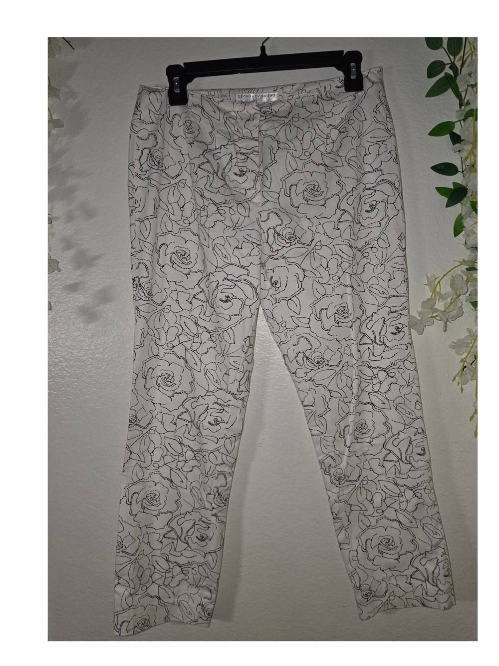 Geoffrey Beene White Pants with Black Floral Outline